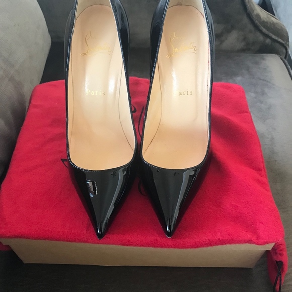 Christian Louboutin Pigalle Patent Black Heels - Picture 5 of 6